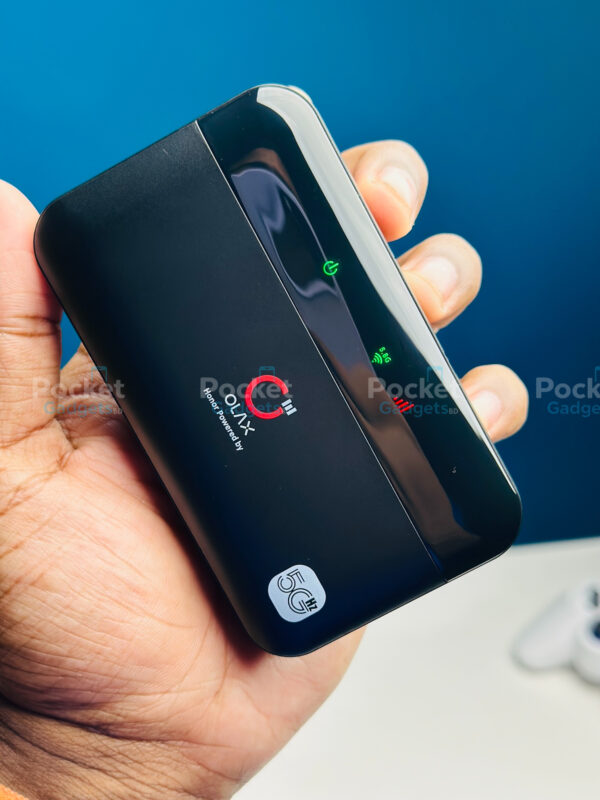 OLAX M100 WiFi 6 10000mah 5G Pocket Router & Power Bank.