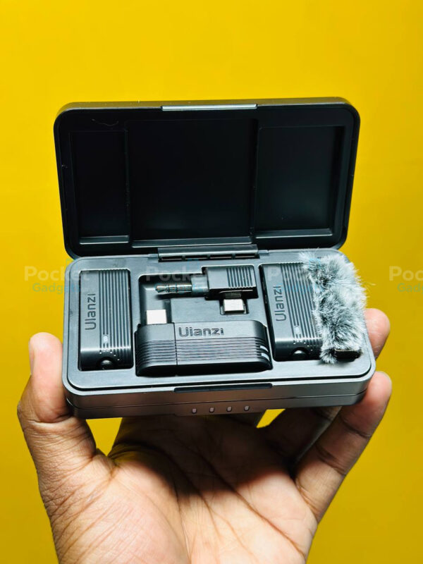 Ulanzi A100, Ulanzi Wireless Microphone, Wireless Lavalier Microphone, Clip On Microphone, Bluetooth Microphone, Recording Microphone, Mobile Vlogging Microphone, Portable Microphone, Rechargeable Microphone, Content Creator Mic