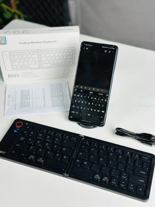 GearUP B023 Rechargeable Ultra Slim Folding Pocket Bluetooth Keyboard GearUP B023 Rechargeable Ultra Slim Folding Pocket Bluetooth Keyboard