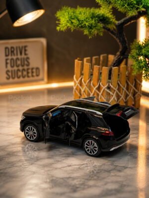 dc0950f7-24fe-4024-b3bf-a384c78abd1a Luxury Metal Mercedes-Benz GLC-Class SUV Toy Car C0584