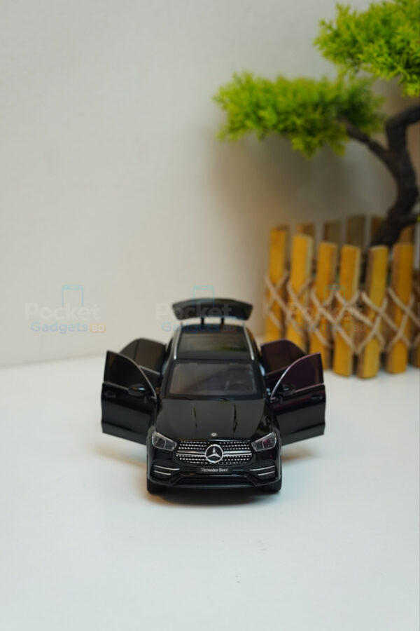Luxury Metal Mercedes-Benz GLC-Class SUV Toy Car C0584
